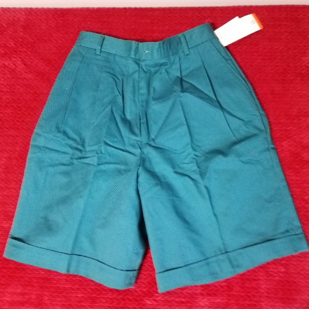 Hunt Club Green Shorts, Size 12, Forest Green, Pleated Front